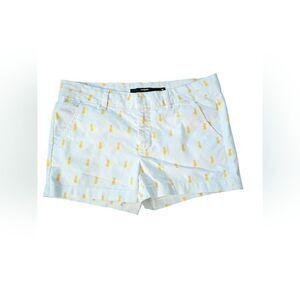 •Harper• Pineapple Patterned Short Shorts - Size Medium